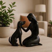 Vrouw met Hond Beeld – Honden Decoratie – PLA – Zwart/Wit/Bruin – 150 mm Hoog – Minimalistisch & Betekenisvol